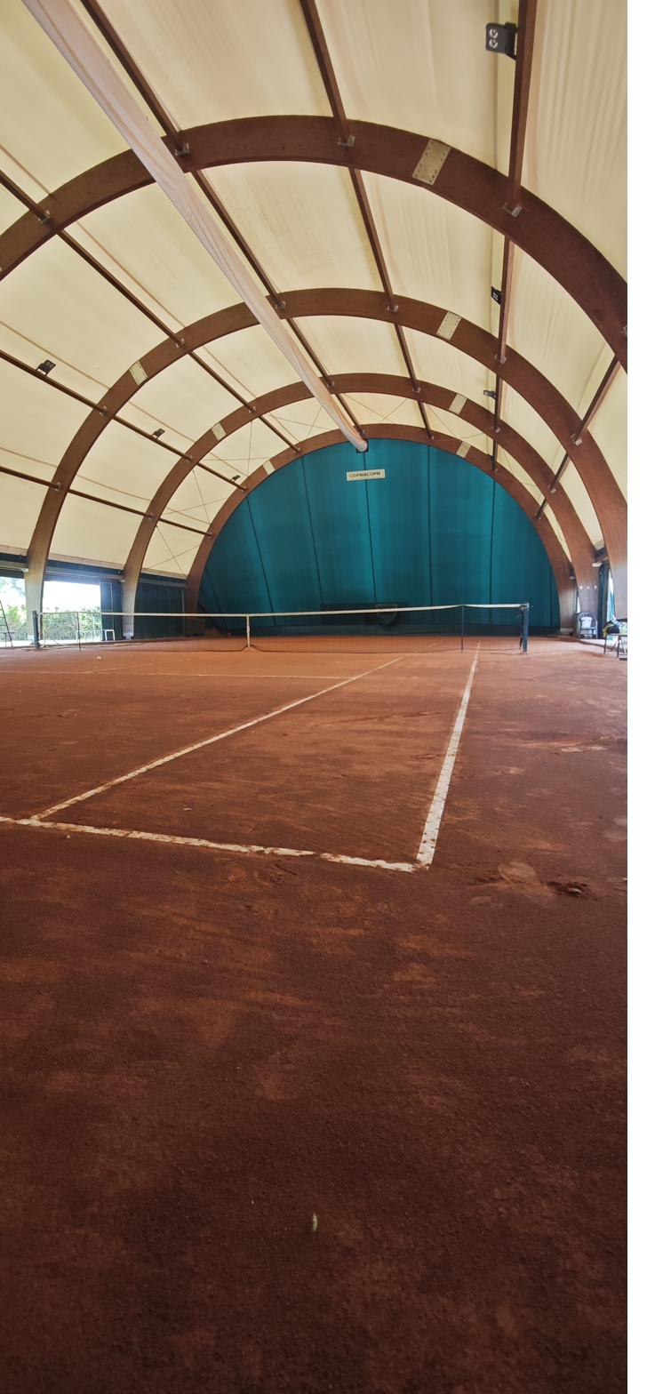 Campo 3, struttura in legno lamellare
